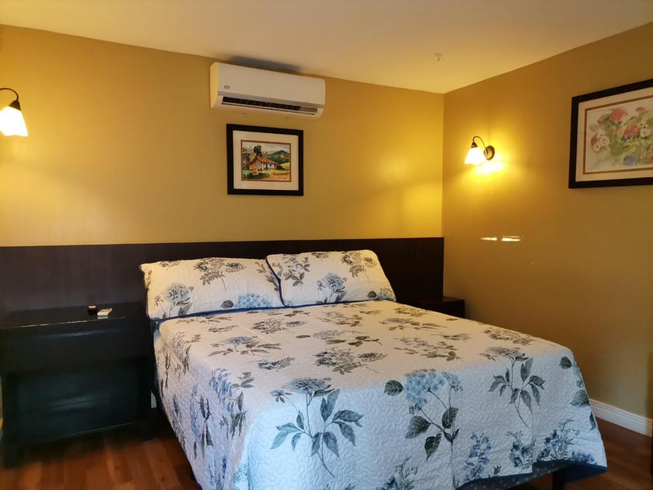 Airport Costa Rica B&B Rio Segundo Екстер'єр фото