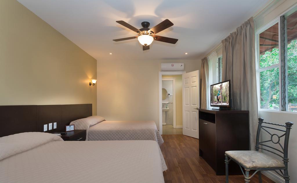 Airport Costa Rica B&B Rio Segundo Екстер'єр фото